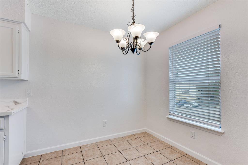 215 Roberts Circle #D, Arlington, TX 76010