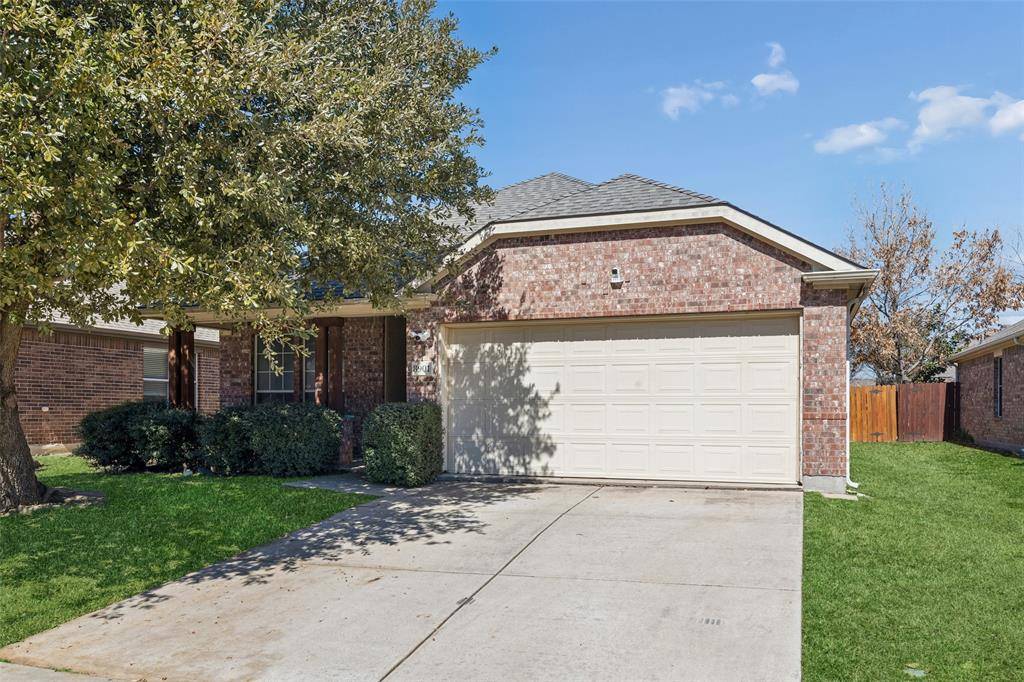 8901 Sierra Trail, Cross Roads, TX 76227