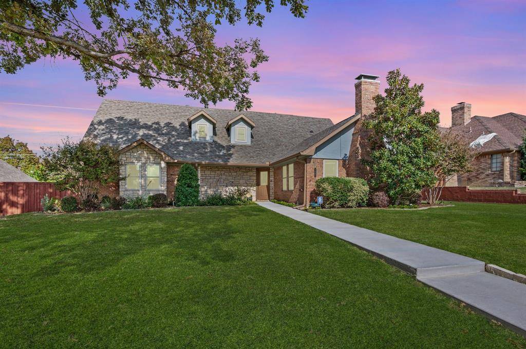 2621 Sedgeway Lane, Carrollton, TX 75006