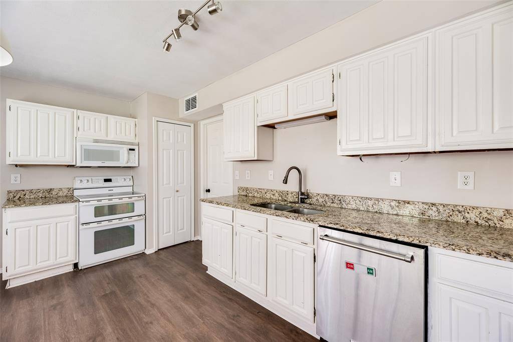 11136 Mccree Road, Dallas, TX 75238