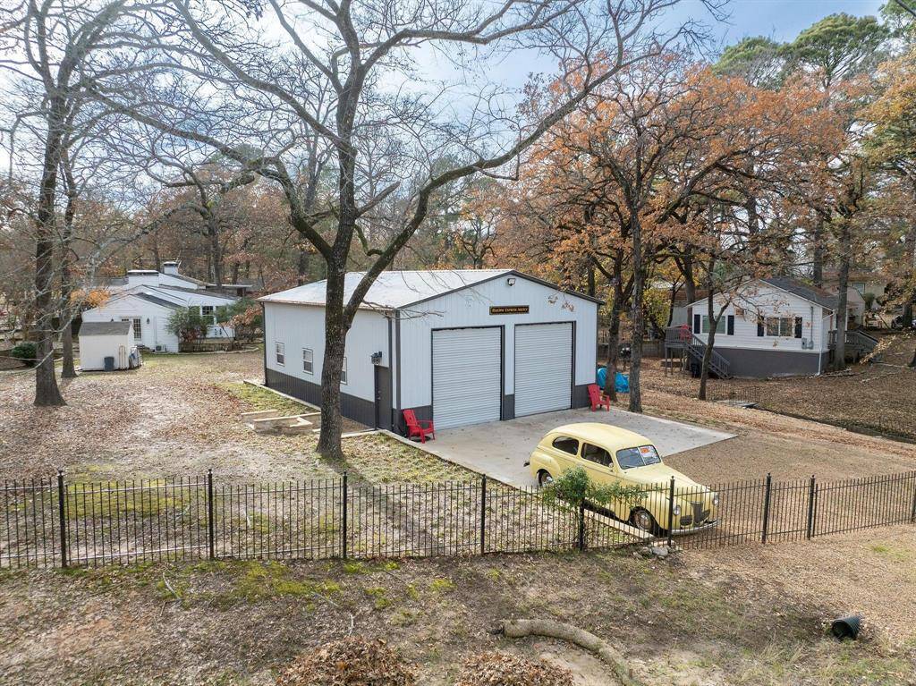 180 Harbor Drive, Gun Barrel City, TX 75156