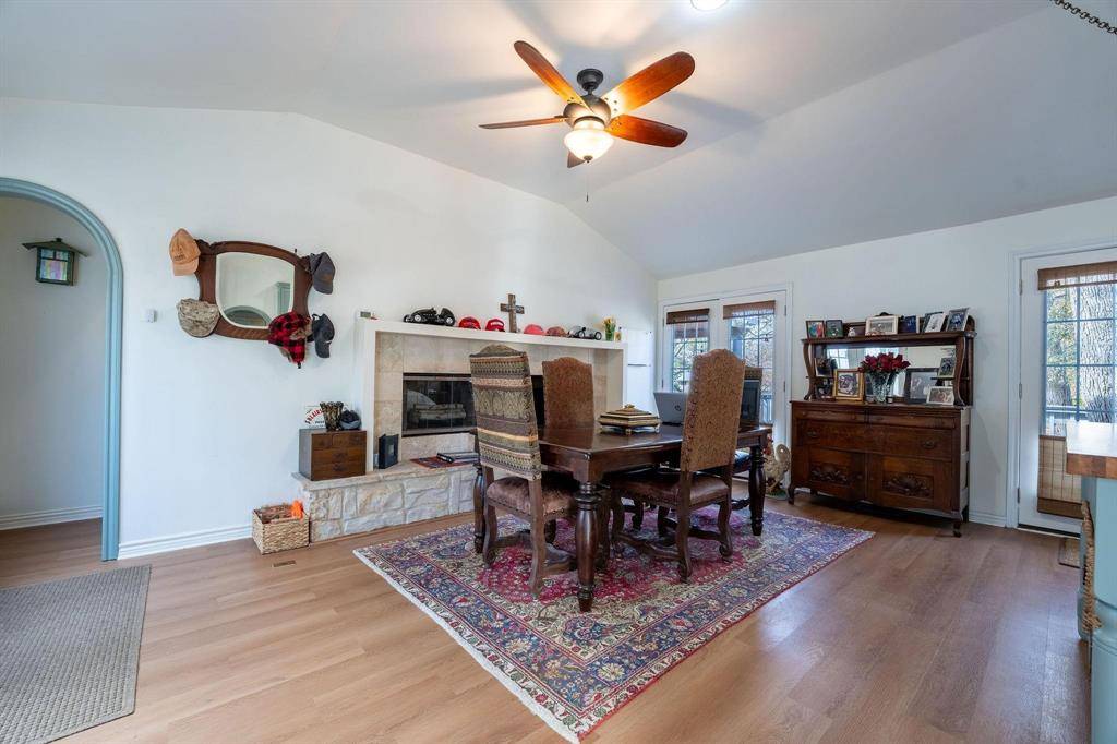 180 Harbor Drive, Gun Barrel City, TX 75156