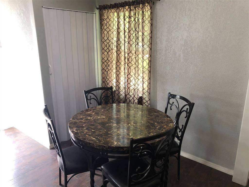 2827 Bedford Street, Dallas, TX 75212