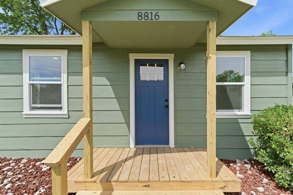 8816 Spaugh Court, White Settlement, TX 76108