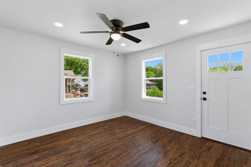 8816 Spaugh Court, White Settlement, TX 76108