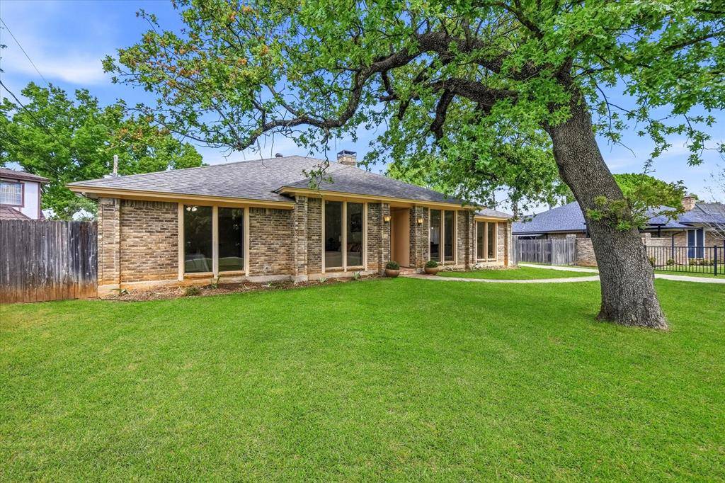 517 E Beady Road, Arlington, TX 76006