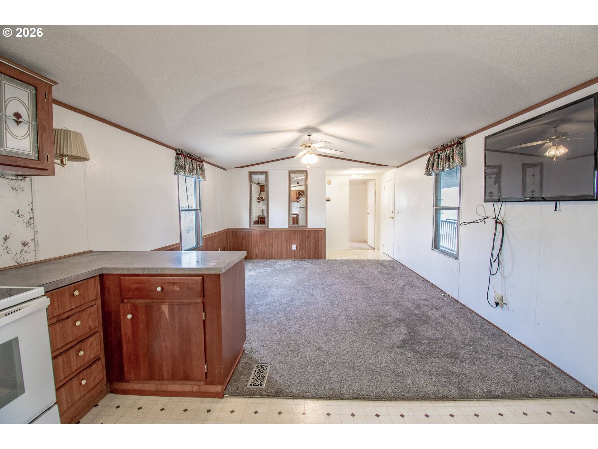 4750 FRANKLIN BLVD #F1, Eugene, OR 97403