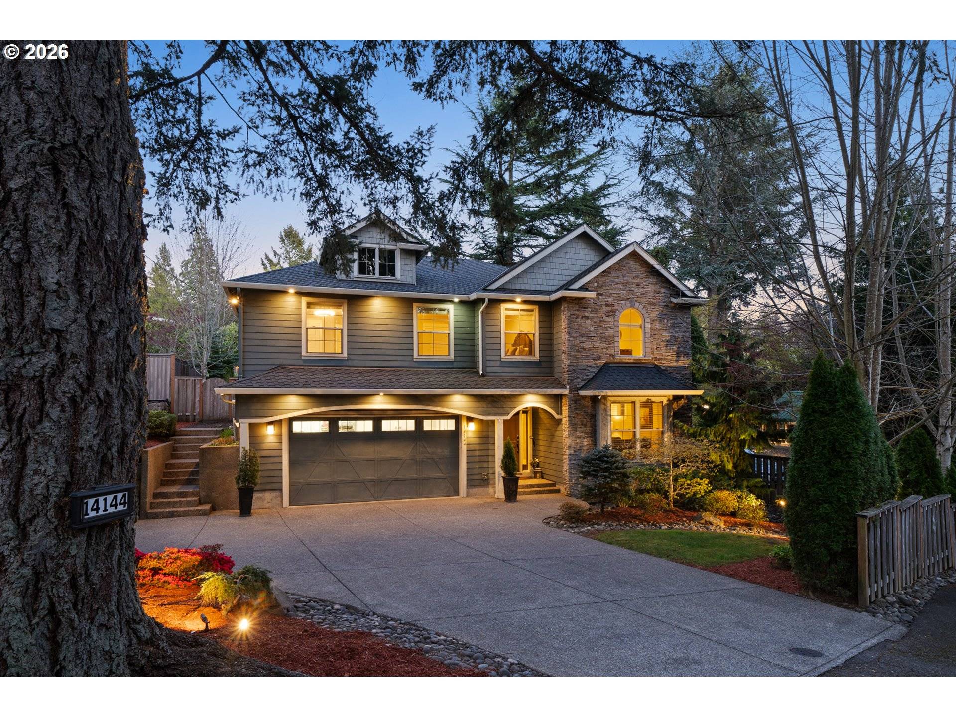14144 GOODALL RD, Lake Oswego, OR 97034