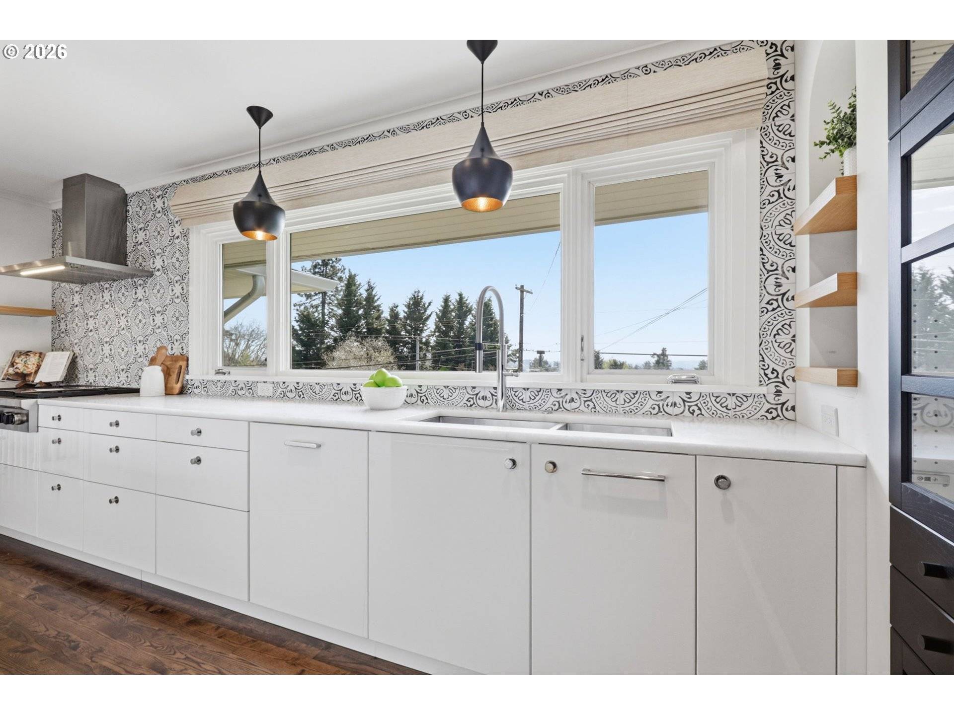 4432 SW TWOMBLY AVE, Portland, OR 97239