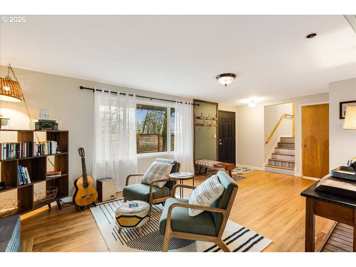 6935 SW TAYLORS FERRY RD, Portland, OR 97223