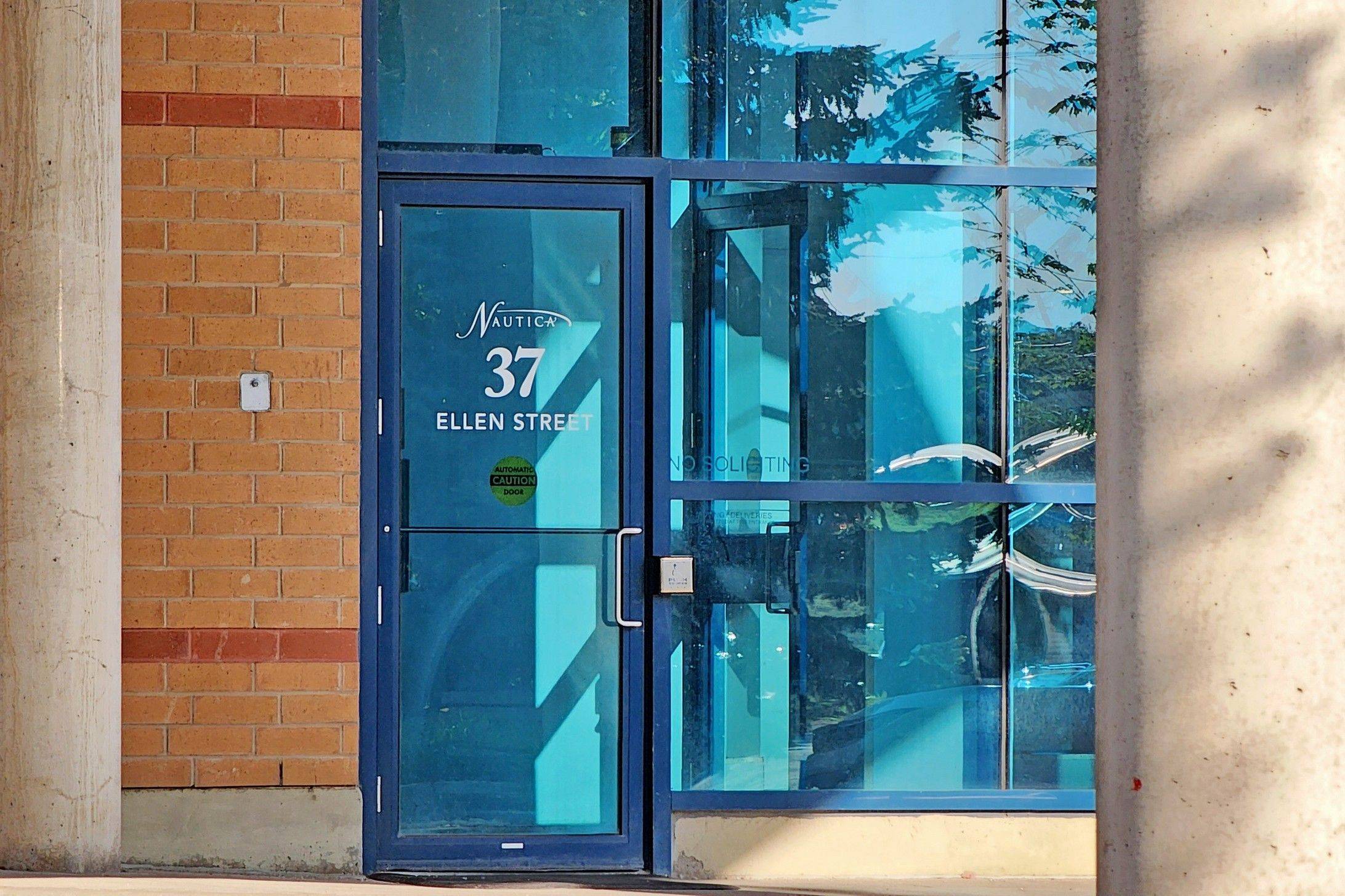 37 Ellen ST #PH06, Barrie, ON L0K 1S0