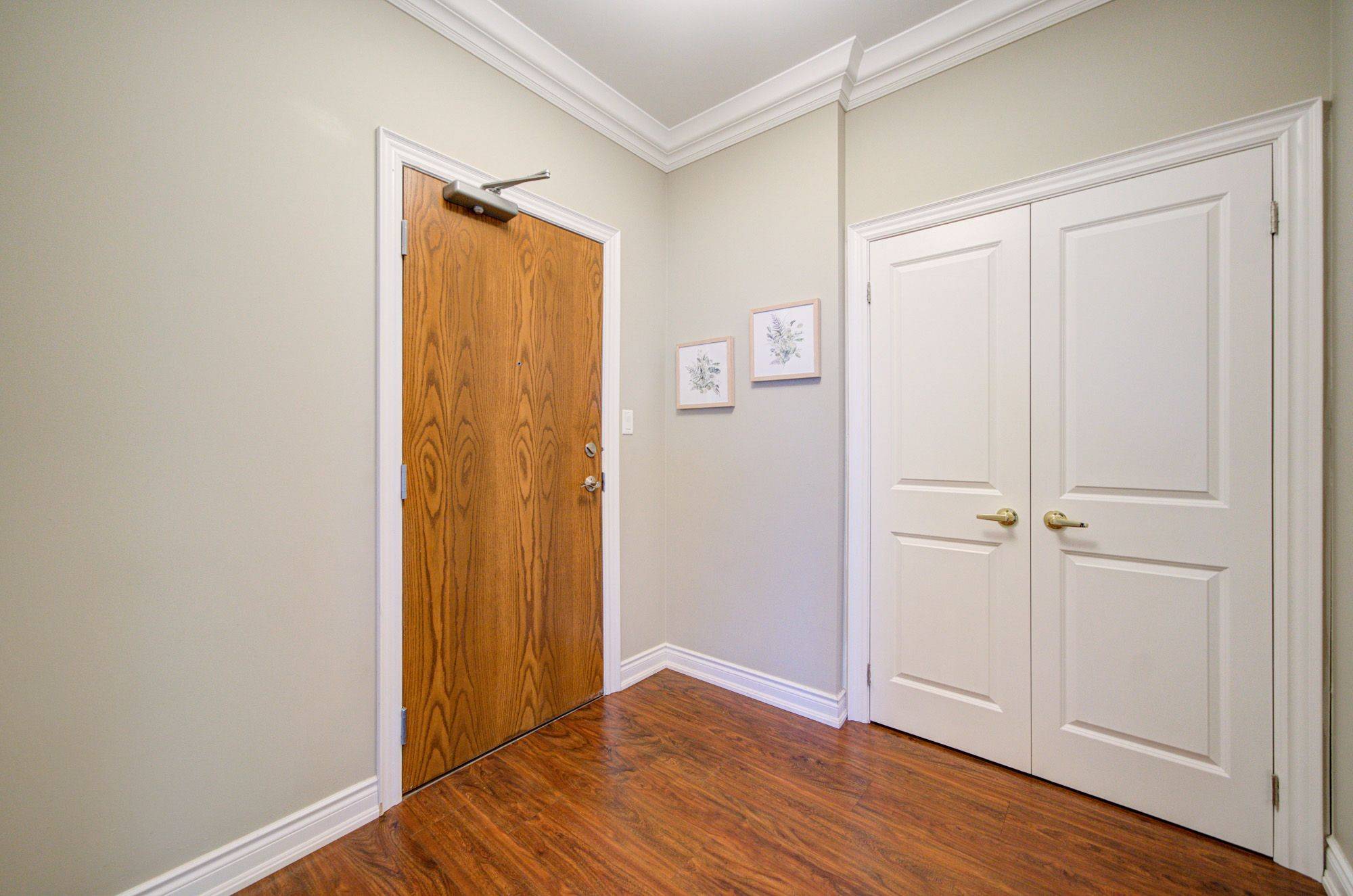 37 Ellen ST #PH06, Barrie, ON L0K 1S0