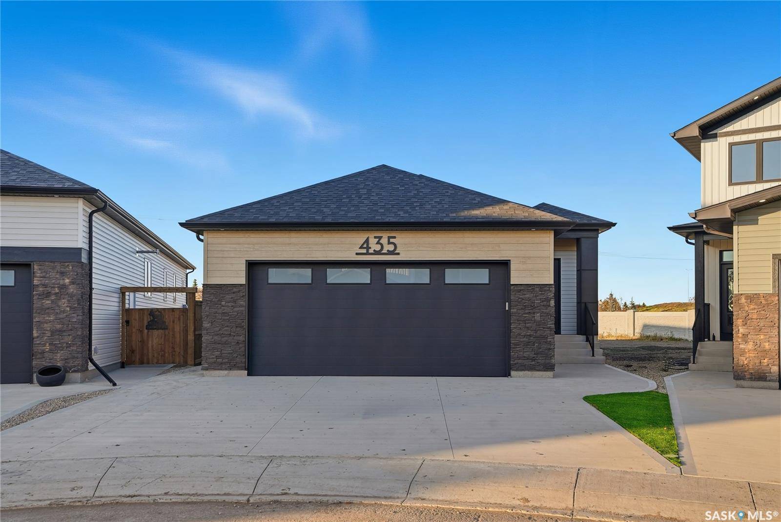 151 Nazarali WAY, Saskatoon, SK S7V 1P6