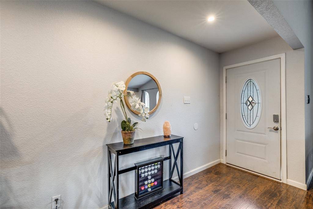 2602 Meadowview Drive, Arlington, TX 76016