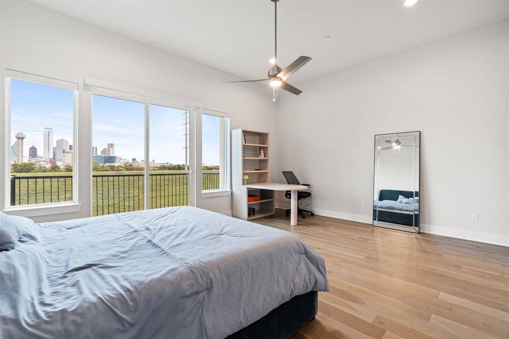 381 E Greenbriar Lane #1603, Dallas, TX 75203