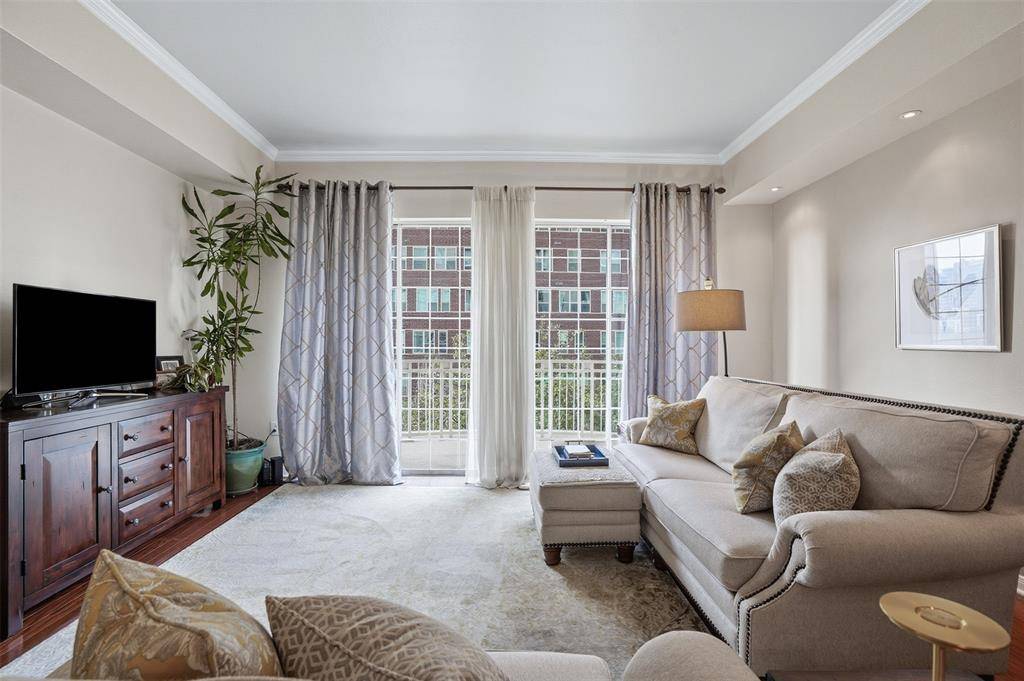 3225 Turtle Creek Boulevard #318, Dallas, TX 75219