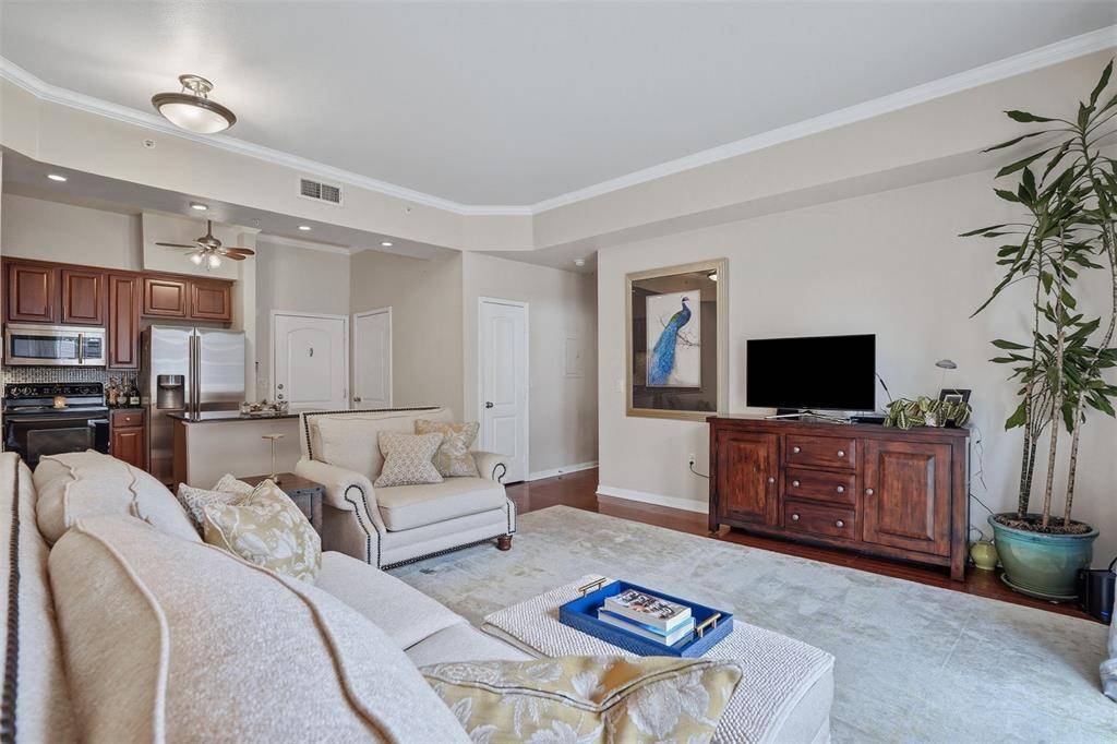 3225 Turtle Creek Boulevard #318, Dallas, TX 75219