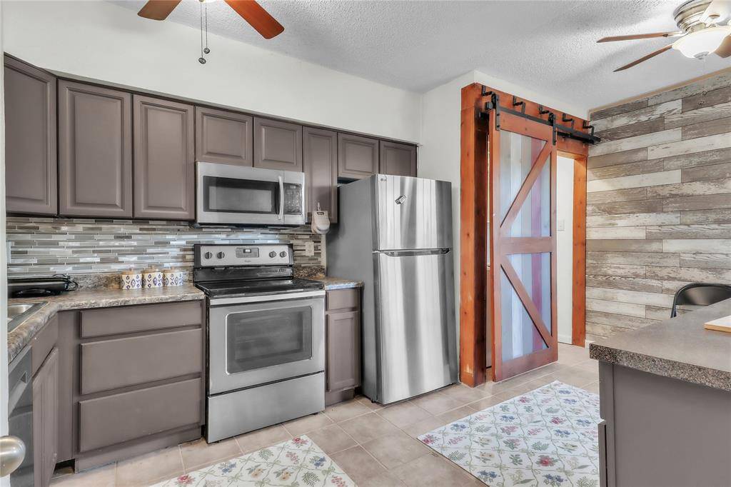 4234 Cuesta Drive, Irving, TX 75038