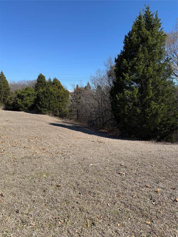 700 Winding Creek Drive, Mesquite, TX 75149