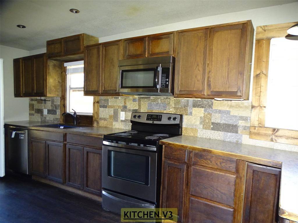 1106 W 14th Street, Cisco, TX 76437