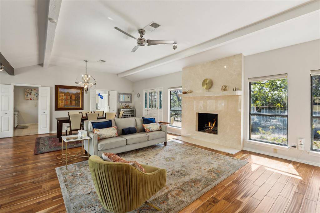 1207 Middlebrook Place, Dallas, TX 75208