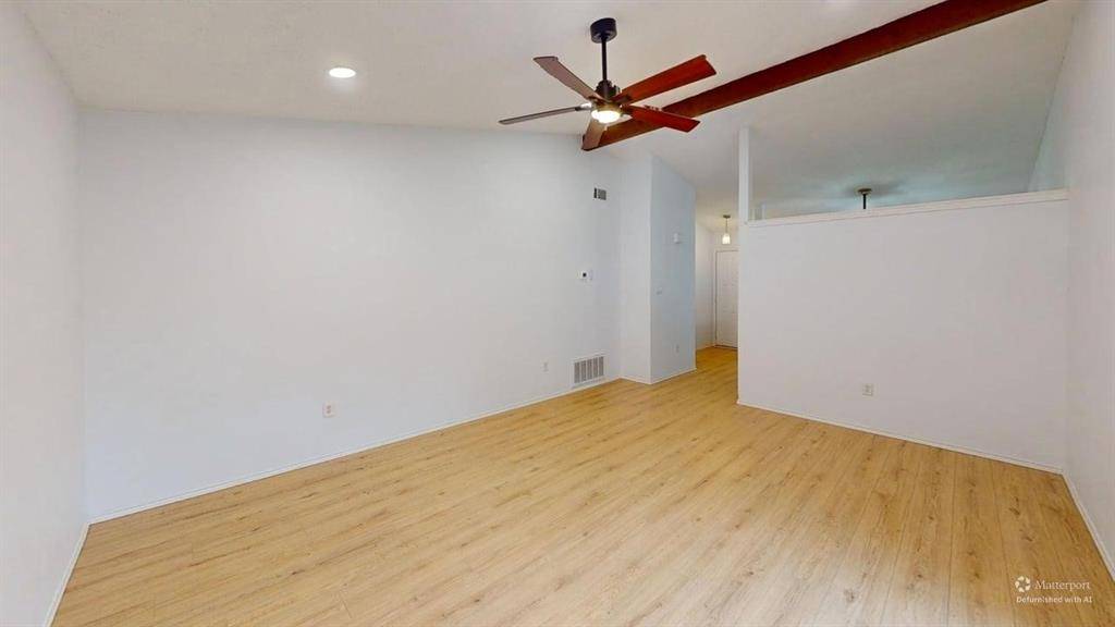 5503 Creek Valley Drive, Arlington, TX 76018