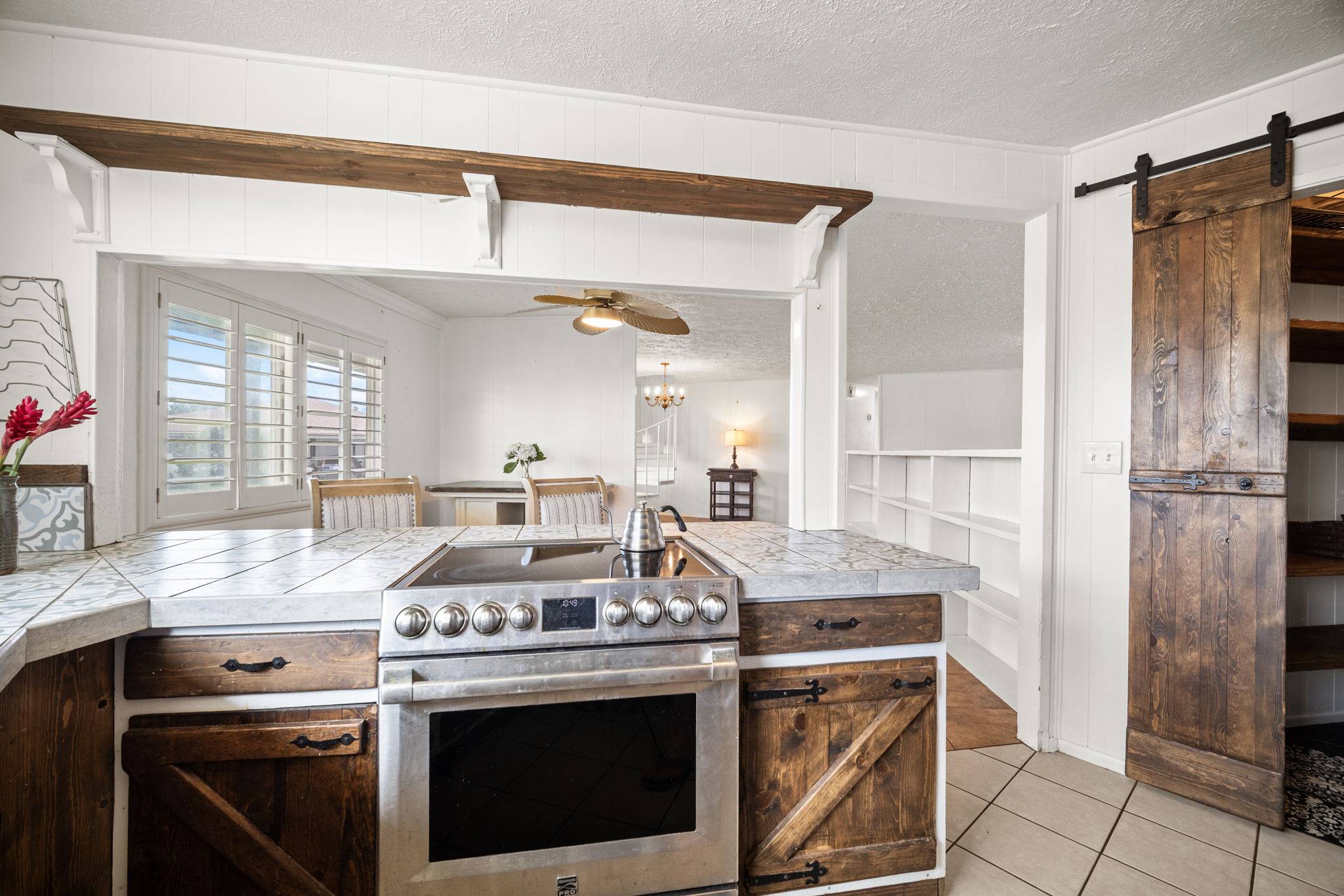 4067 HOOLAKO PL, Lihue, HI 96766