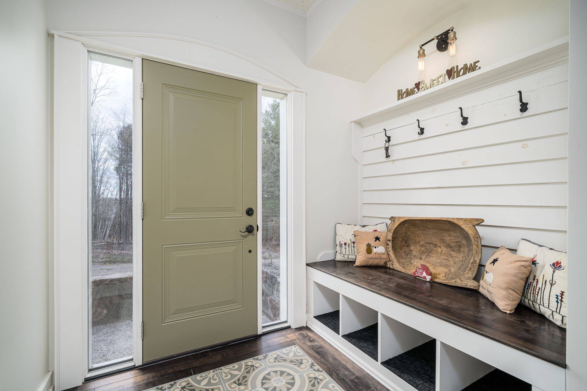 699 Cooper RD, Madoc, ON K0K 2K0