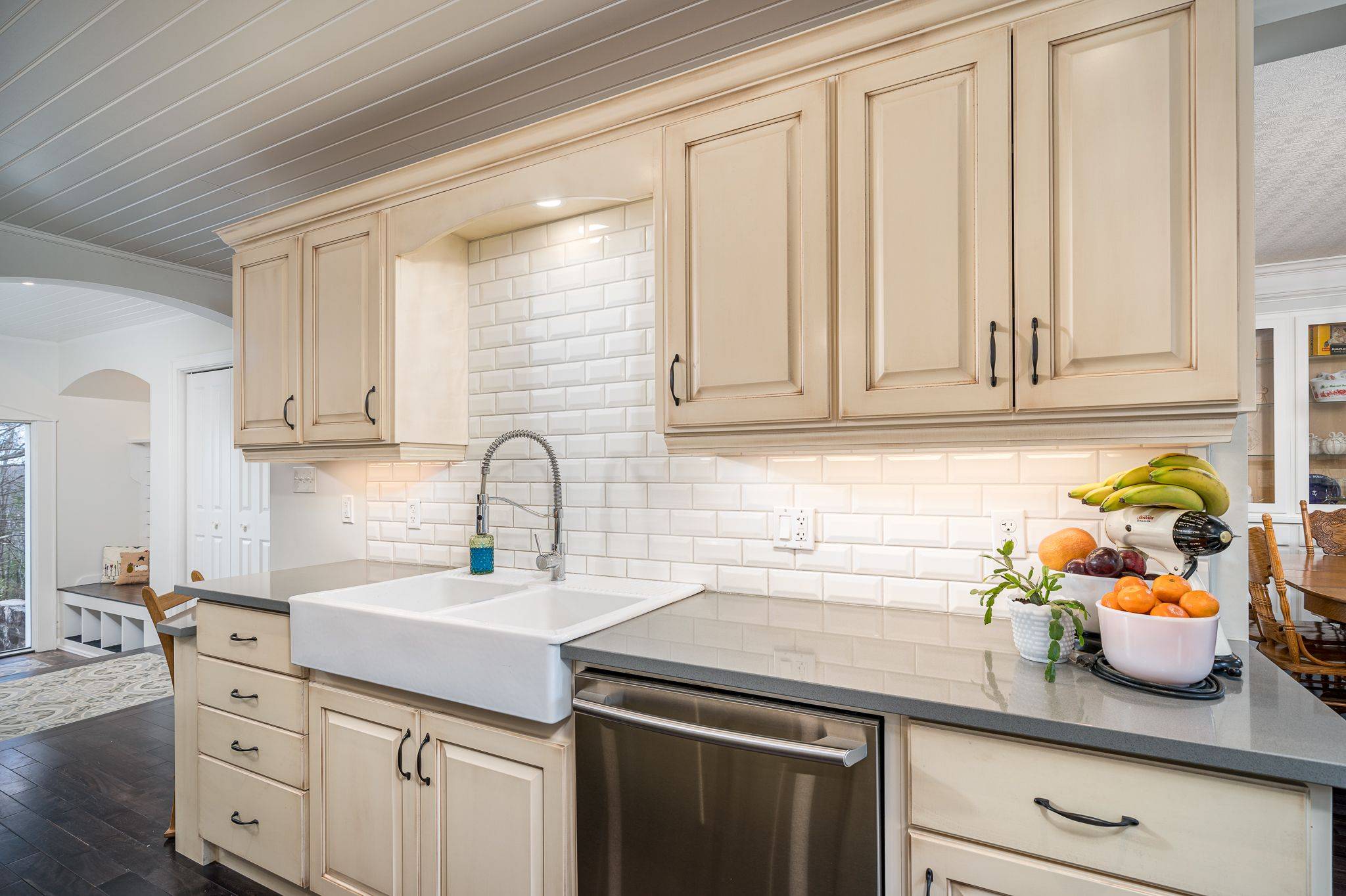 699 Cooper RD, Madoc, ON K0K 2K0