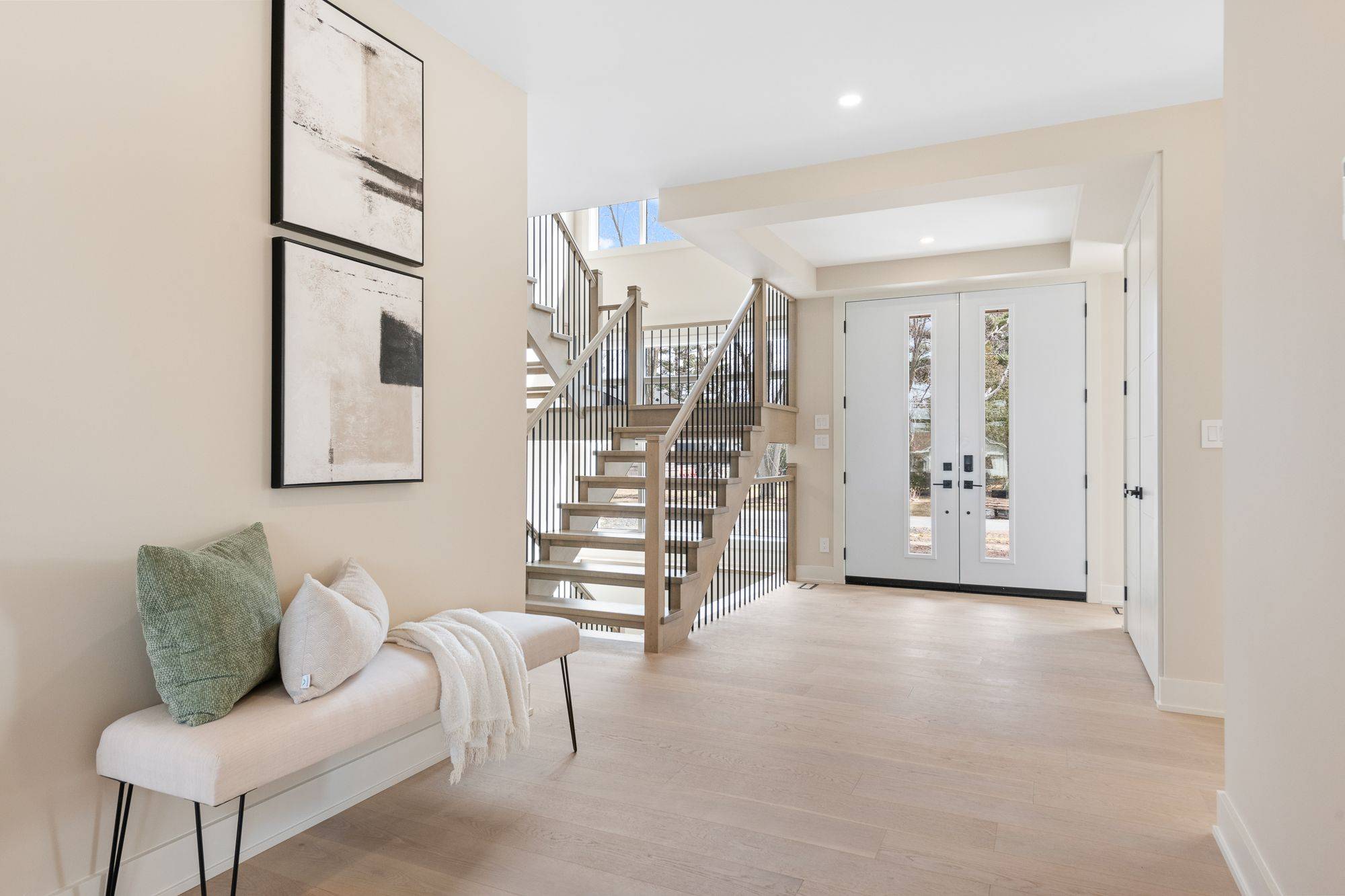 15 Briggs AVE, Country Place - Pineglen - Crestview And Area, ON K2E 6W5