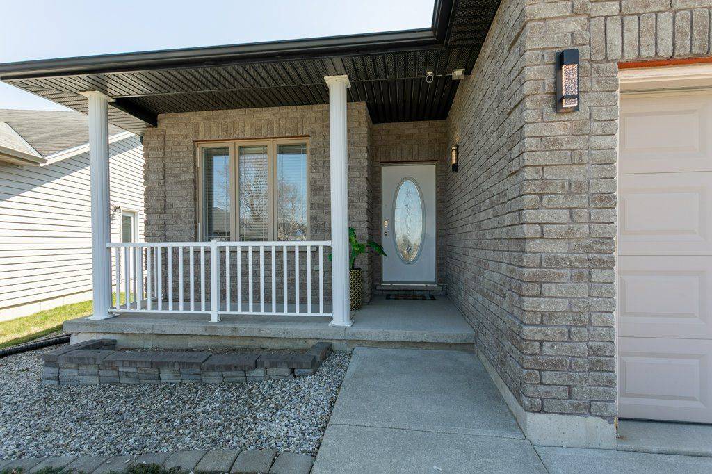42 Kerr CRES, Ingersoll, ON N5C 4H1