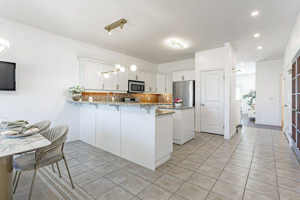 42 Kerr CRES, Ingersoll, ON N5C 4H1