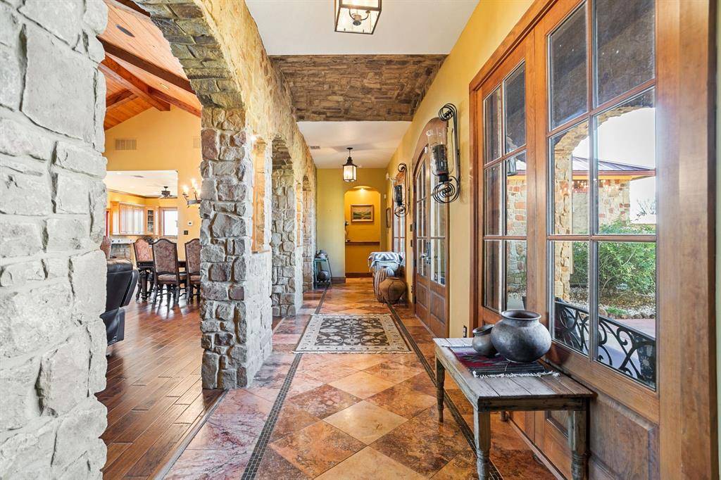 1561 Fm 934, Blum, TX 76627