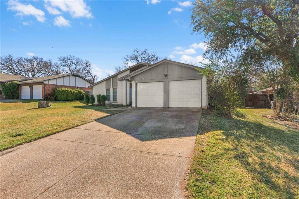 4704 Burning Springs Drive, Arlington, TX 76017