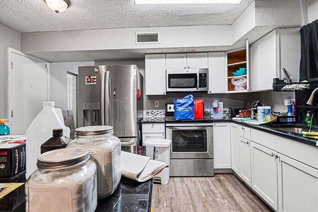 1409 Golden Grove Drive, Mesquite, TX 75149