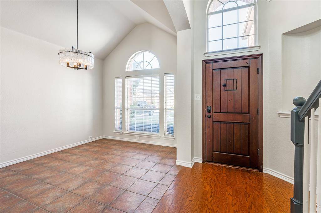 5012 Marineway Drive, Fort Worth, TX 76135