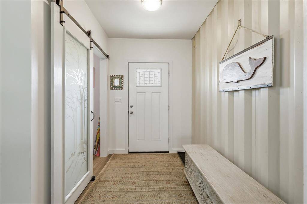 395 Lone Trail, Rhome, TX 76078