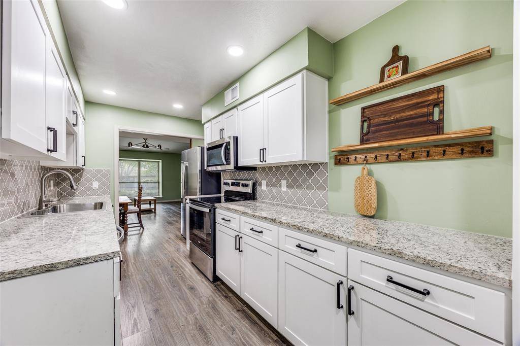 13635 Weald Green Street, Dallas, TX 75240