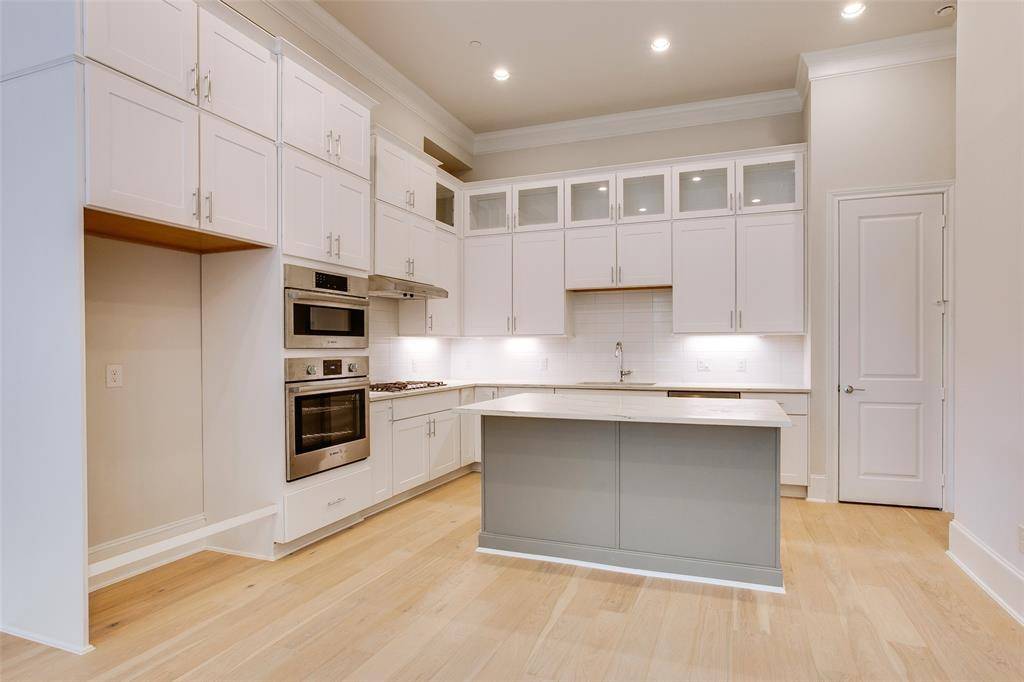 1472 N Avenue, Plano, TX 75074