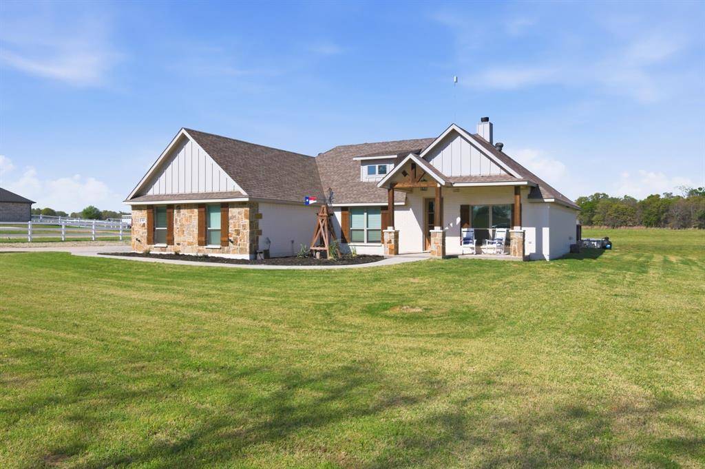 185 Stanley Lane, Poolville, TX 76487