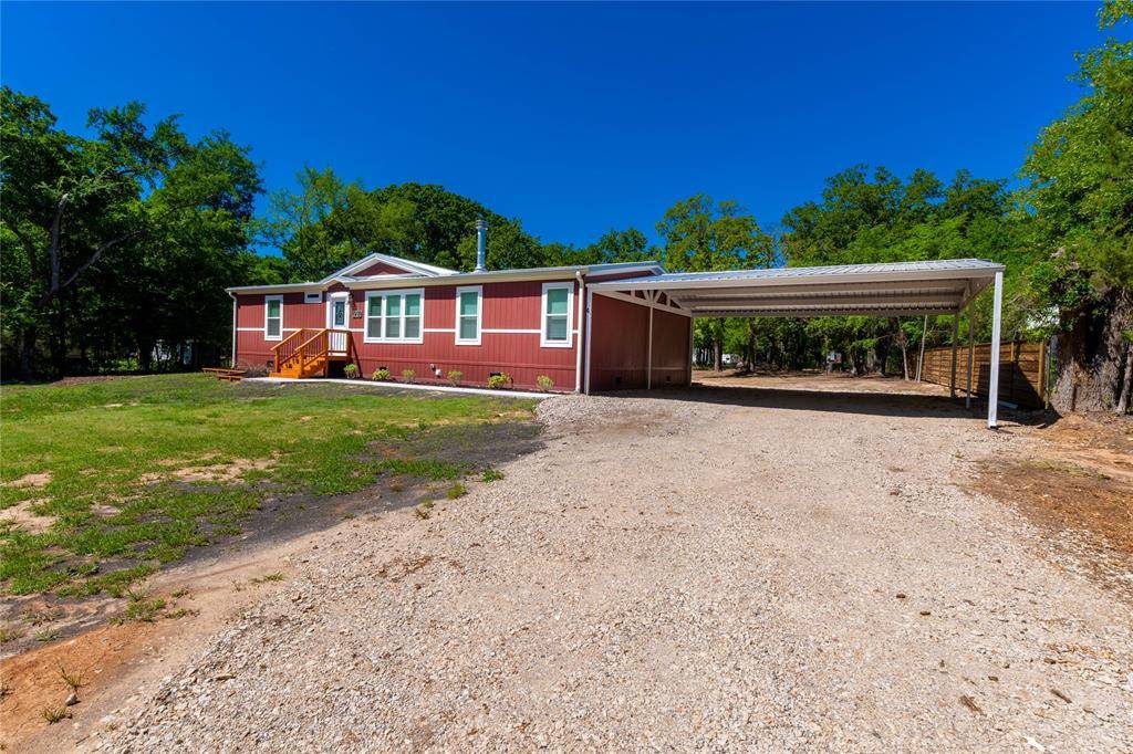 210 Grubbs Lane, Gun Barrel City, TX 75156