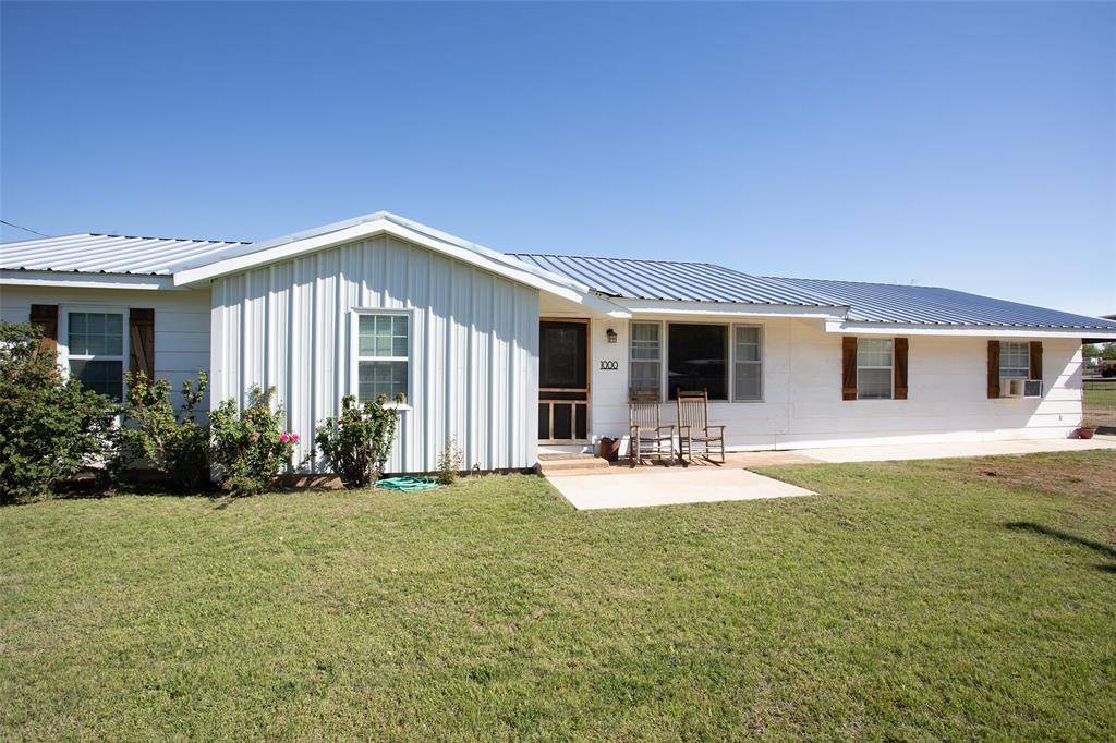 1000 Broadway, Newcastle, TX 76372