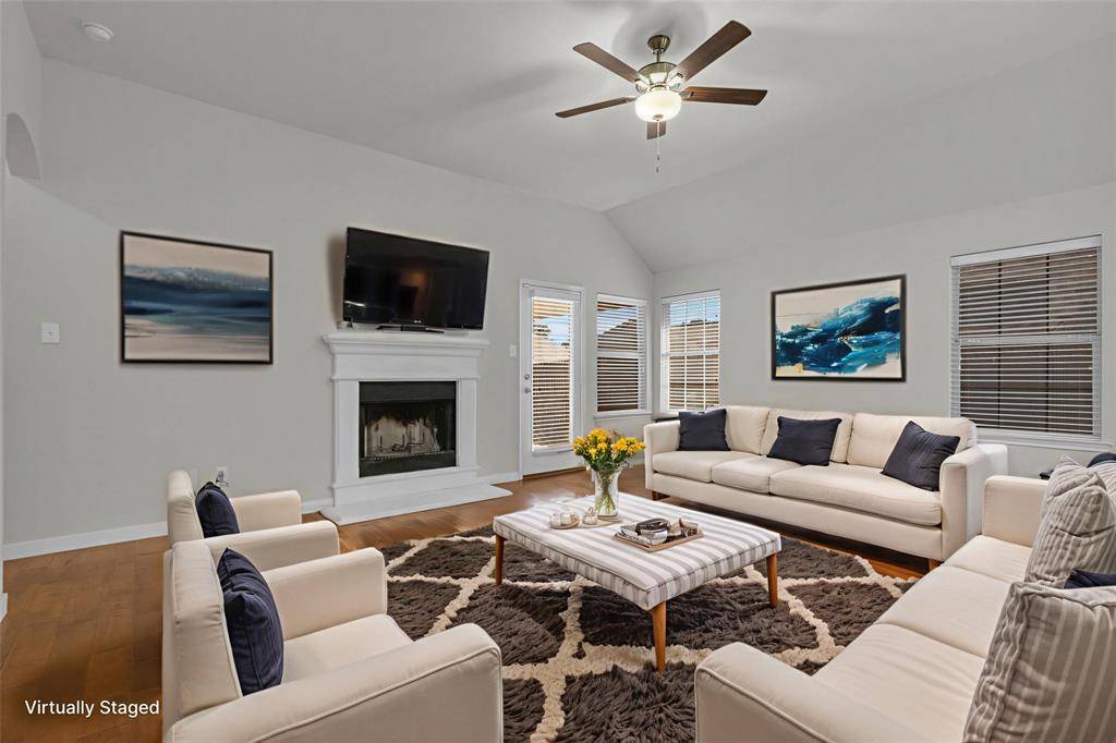 517 Highmoor Court, Oak Point, TX 75068