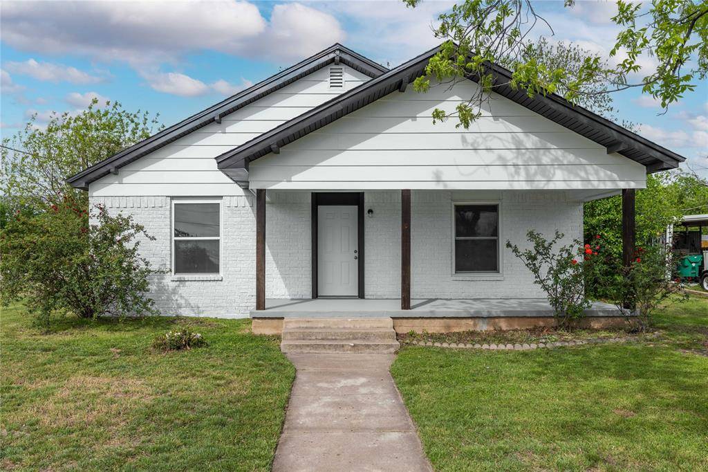 516 S Pecos Street, Coleman, TX 76834