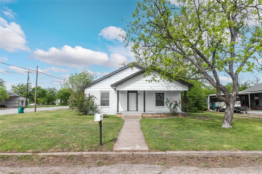516 S Pecos Street, Coleman, TX 76834