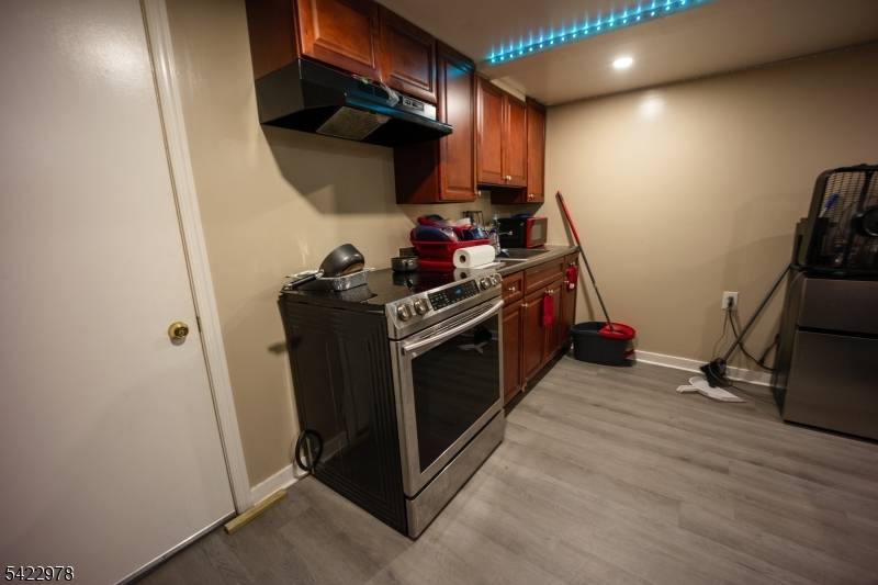 99 N 3Rd St, Paterson City, NJ 07522