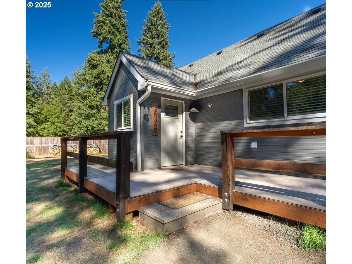 35349 BLITZ LN, Blodgett, OR 97326
