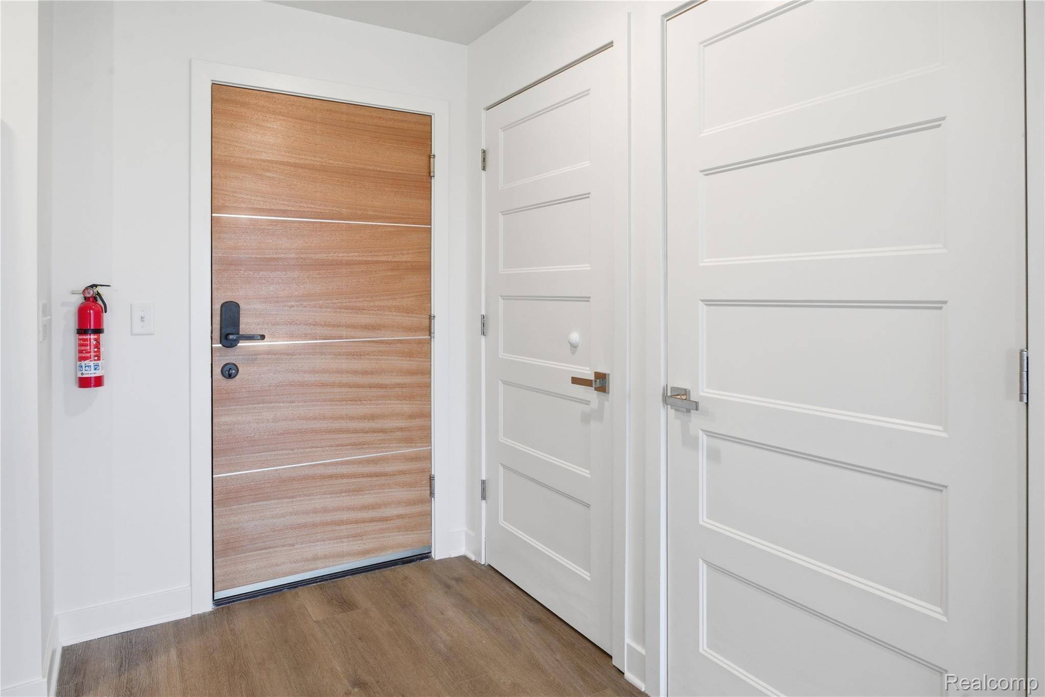 166 Oak ST #309, Wyandotte, MI 48192