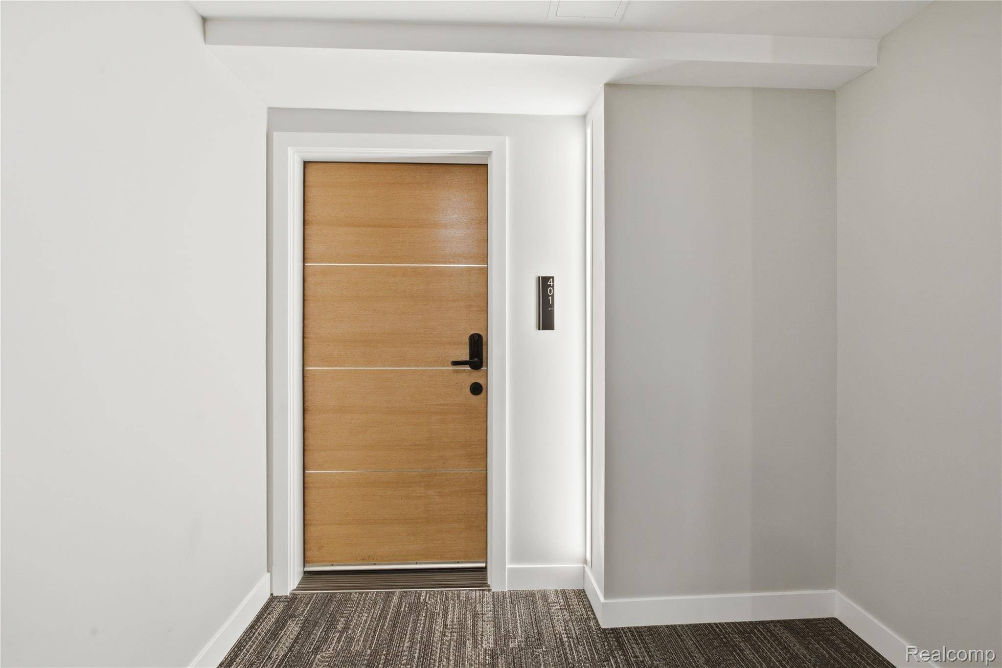 166 Oak ST #401, Wyandotte, MI 48192