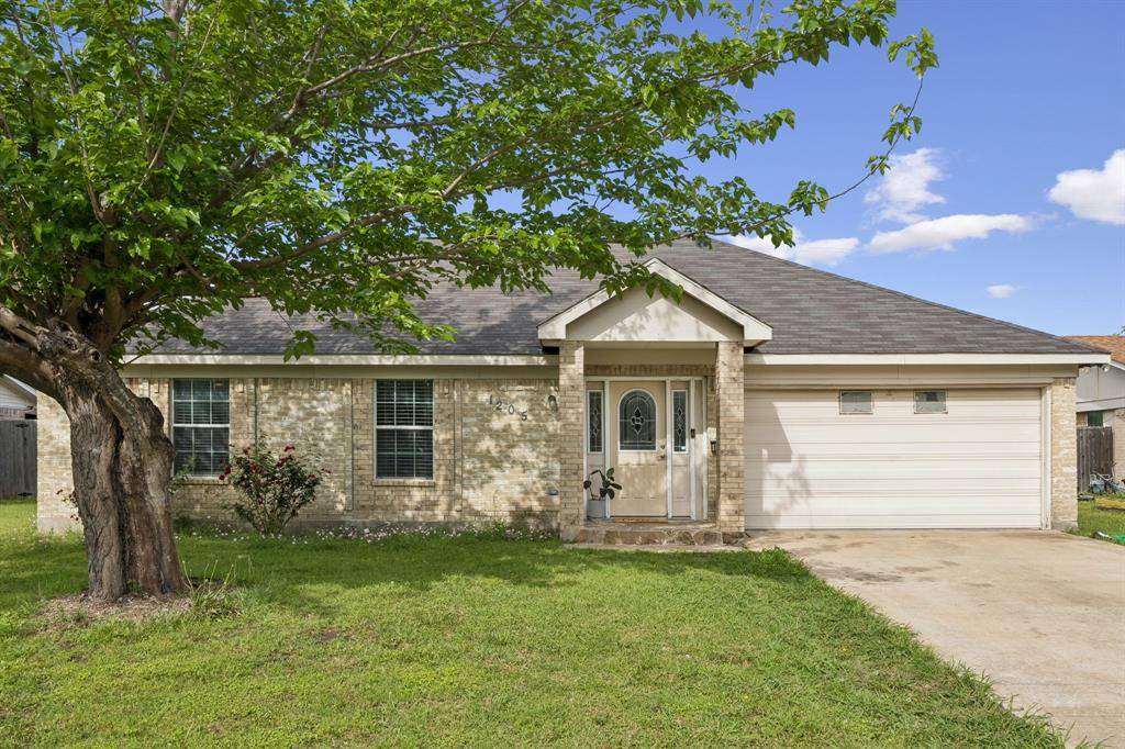 1205 Briarcove Drive, Richardson, TX 75081